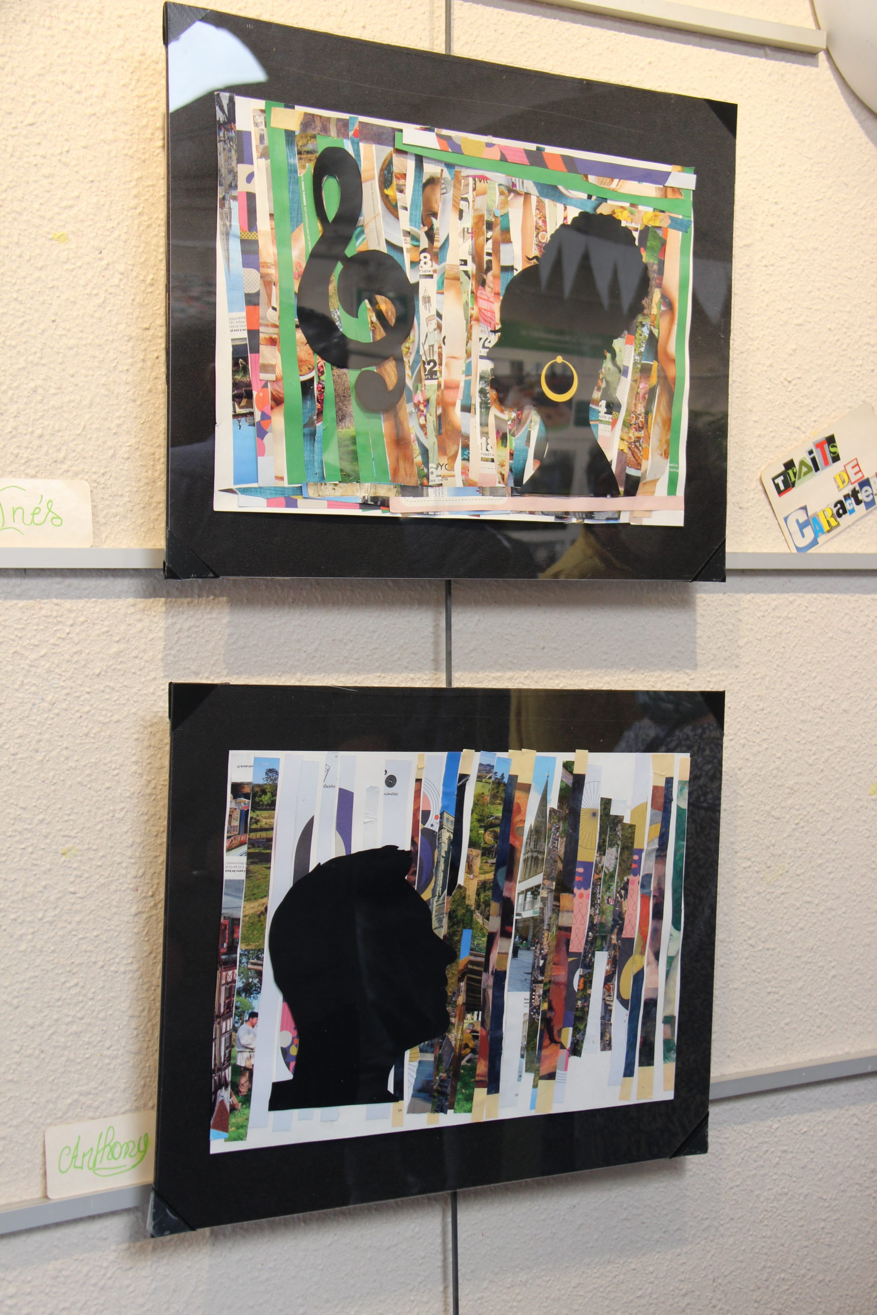 exposition collage SAJ et voisinlieu pour tous -  deux tableaux exposés