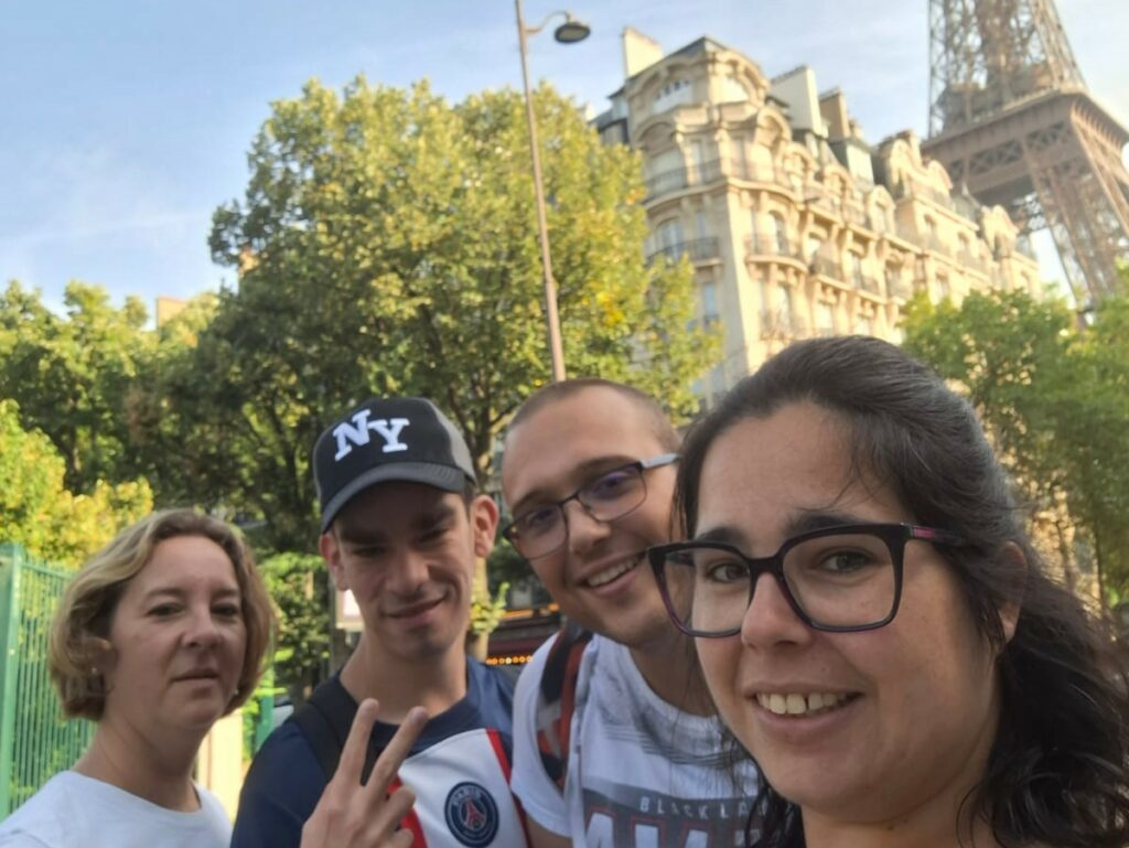 Des résidents de Saint Nicolas à Paris pour les jeux paralympiques